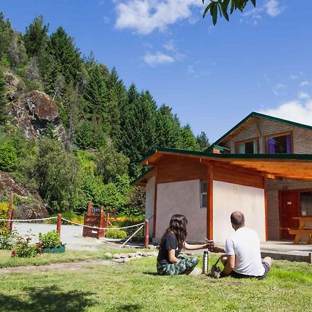 Huellas Hostel Lago Puelo Esterno foto