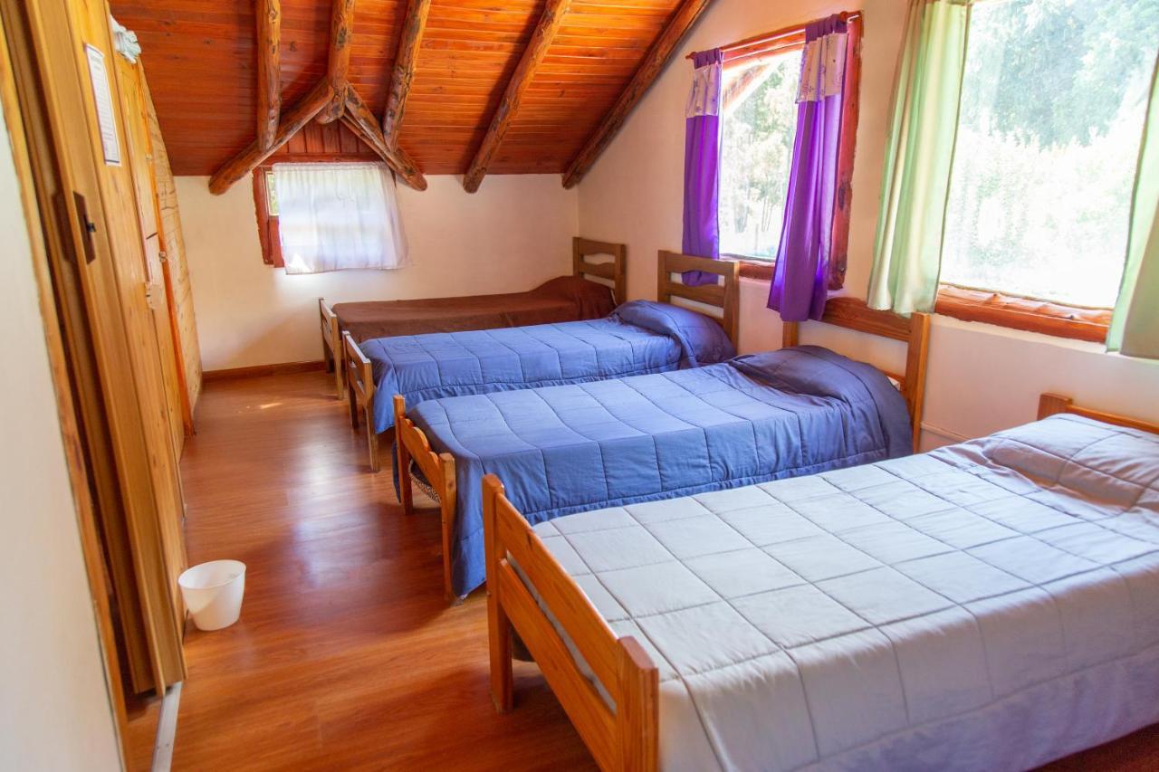 Huellas Hostel Lago Puelo Esterno foto